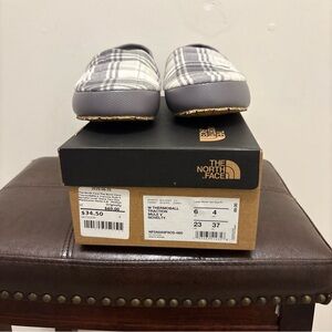 The North Face Gray and White Plaid Slippers